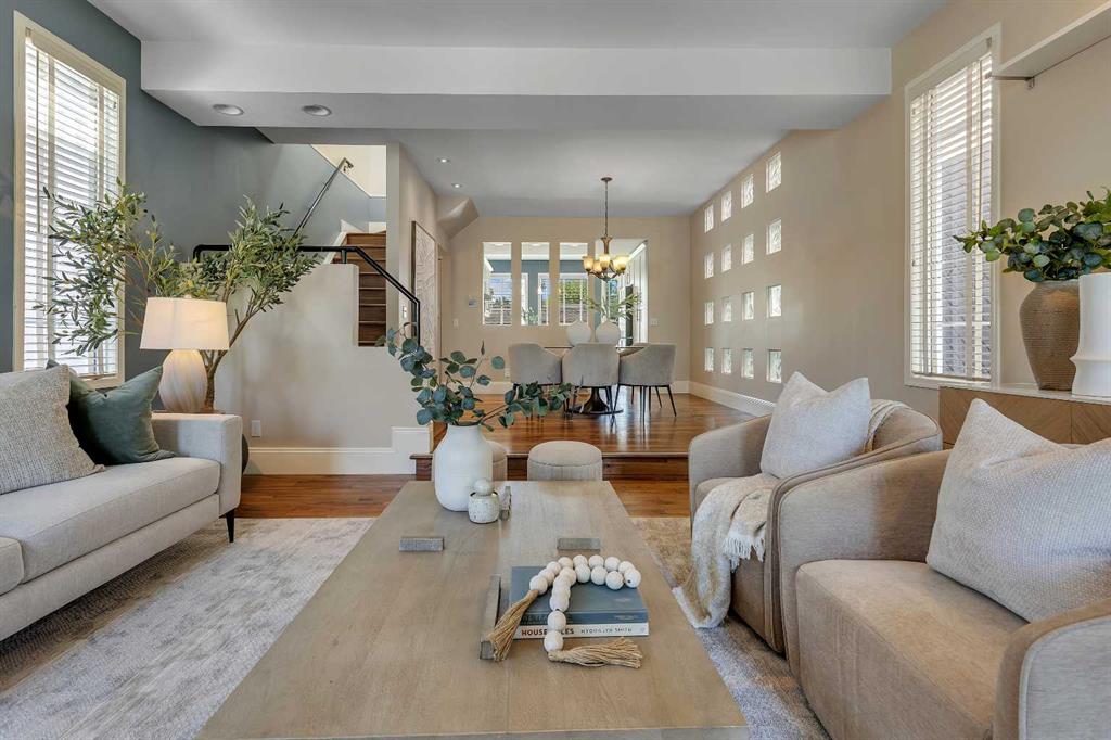 Fourth View of 2215 3 Avenue NW, West Hillhurst, Calgary, Alberta, T2N0K7