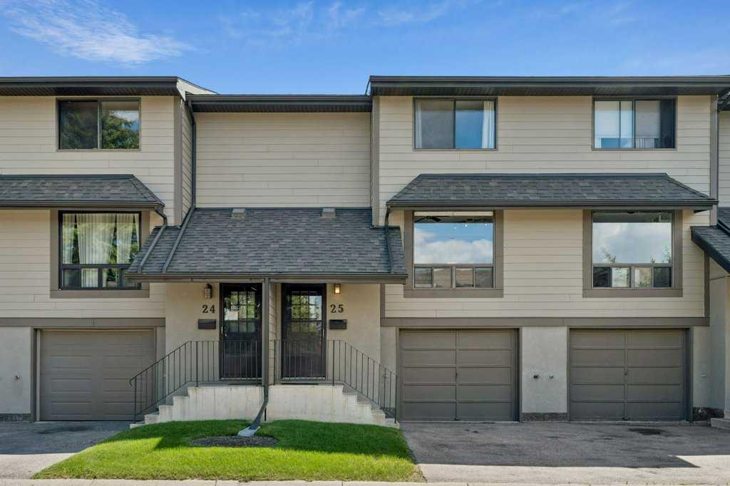 Main View of 25, 5019 46 Avenue SW, Glamorgan, Calgary, Alberta, T3E 6R1