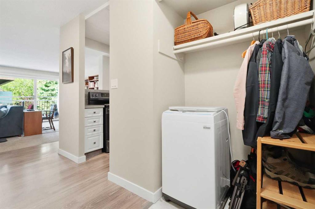 Fourth View of 75D, 231 Heritage Drive SE, Acadia, Calgary, Alberta, T2H 1N1