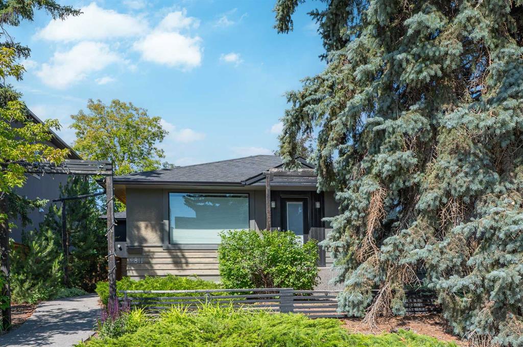Third View of 2811 25 Street SW, Richmond, Calgary, Alberta, T3E 1Y1
