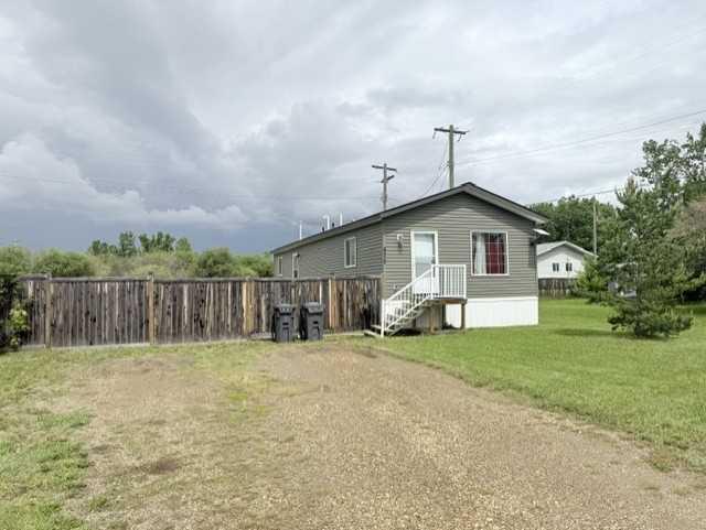 Second View of 4920 52 Avenue , NONE, Berwyn, Alberta, T0H0E0