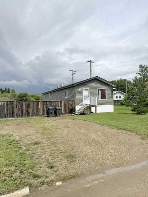 Third View of 4920 52 Avenue , NONE, Berwyn, Alberta, T0H0E0