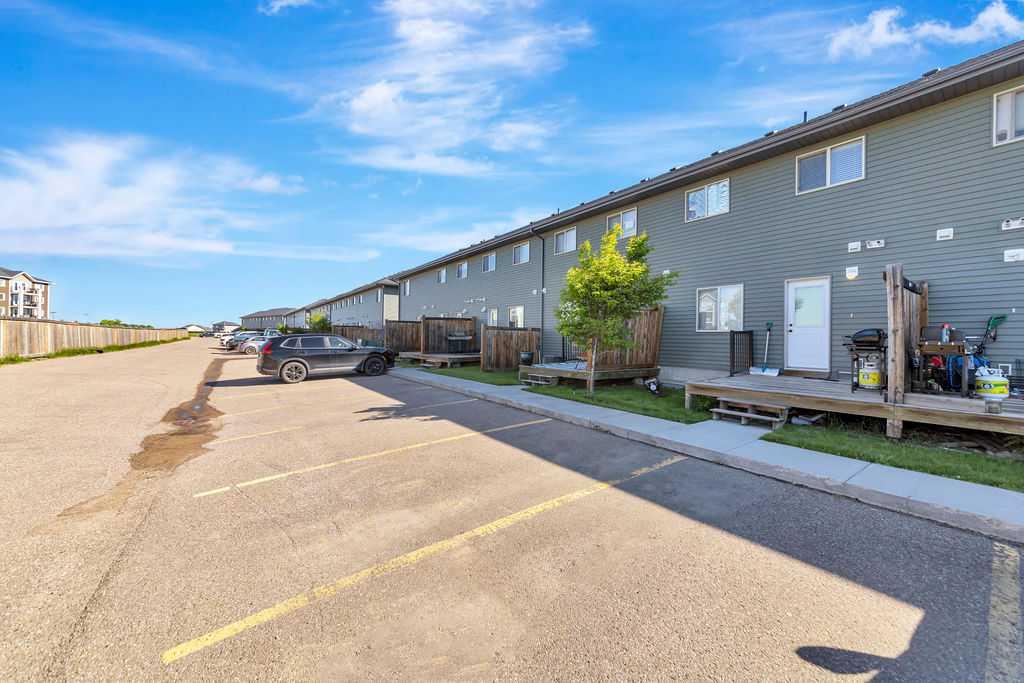 Fifth View of 9, 3390 72 Avenue , Parkview Estates, Lloydminster, Alberta, T9V 3S5