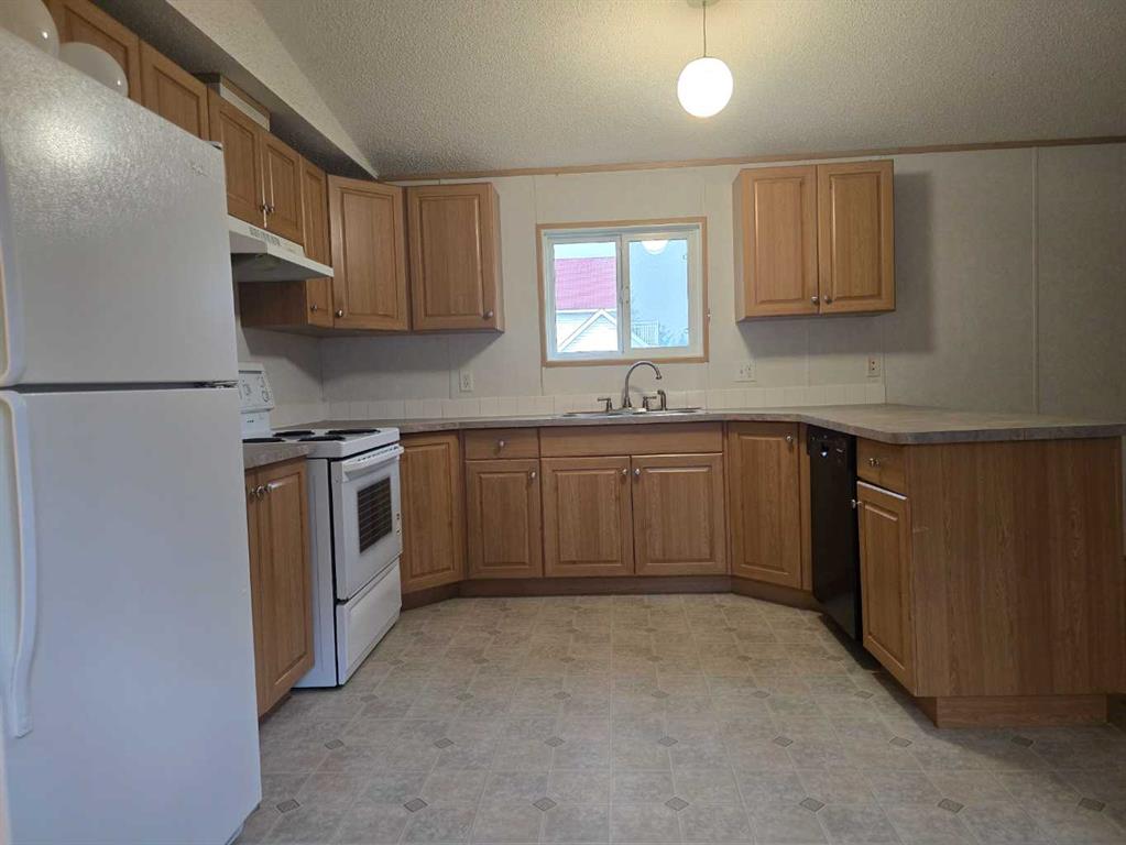 Third View of 302, 72133 Range Road 11  , NONE, DeBolt, Alberta, T0H 1B0