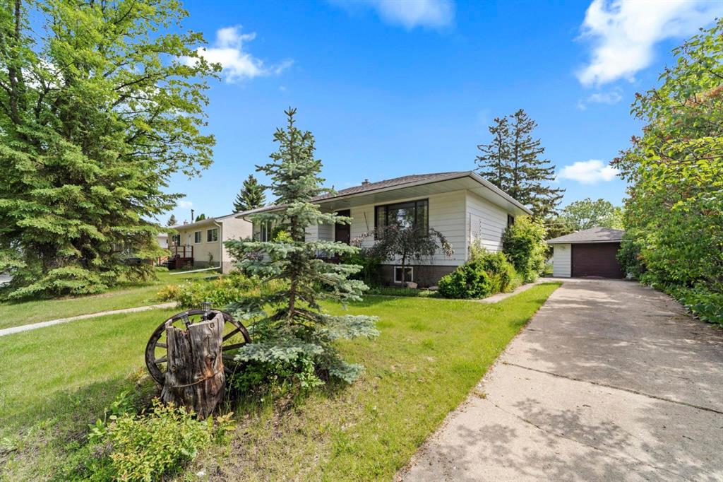 Third View of 4709 46 Street , Augustana, Camrose, Alberta, T4V1G5