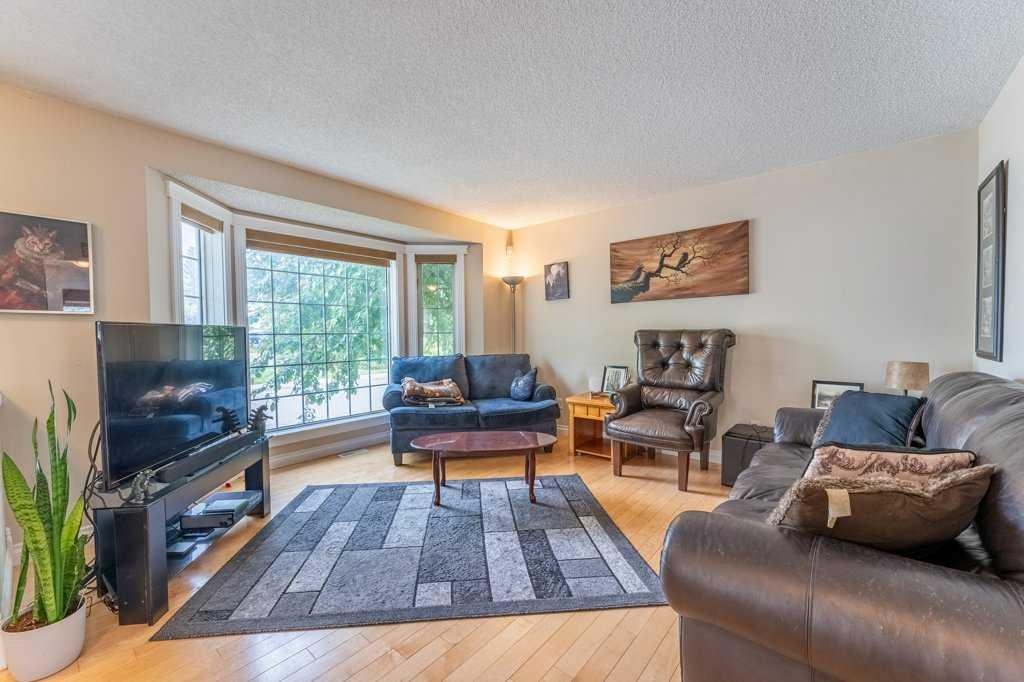 Fourth View of 250 Mt Lorette Close SE, McKenzie Lake, Calgary, Alberta, T2Z 2L9