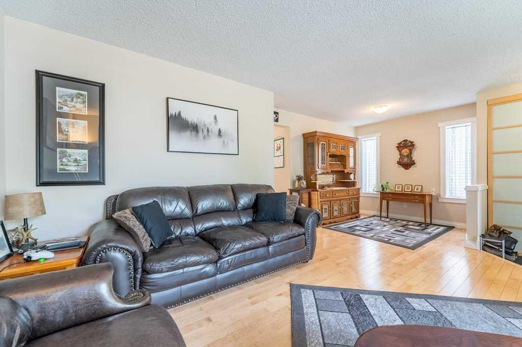 Fifth View of 250 Mt Lorette Close SE, McKenzie Lake, Calgary, Alberta, T2Z 2L9