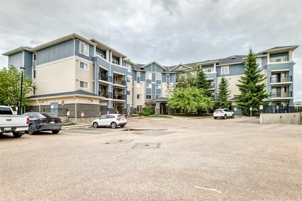 414, 120 Country village Circle NE, A2322252, Alberta,