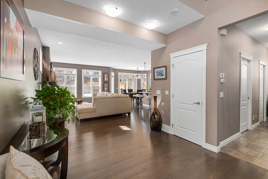 Fourth View of 323 Nolan Hill Boulevard NW, Nolan Hill, Calgary, Alberta, T3R 0P8