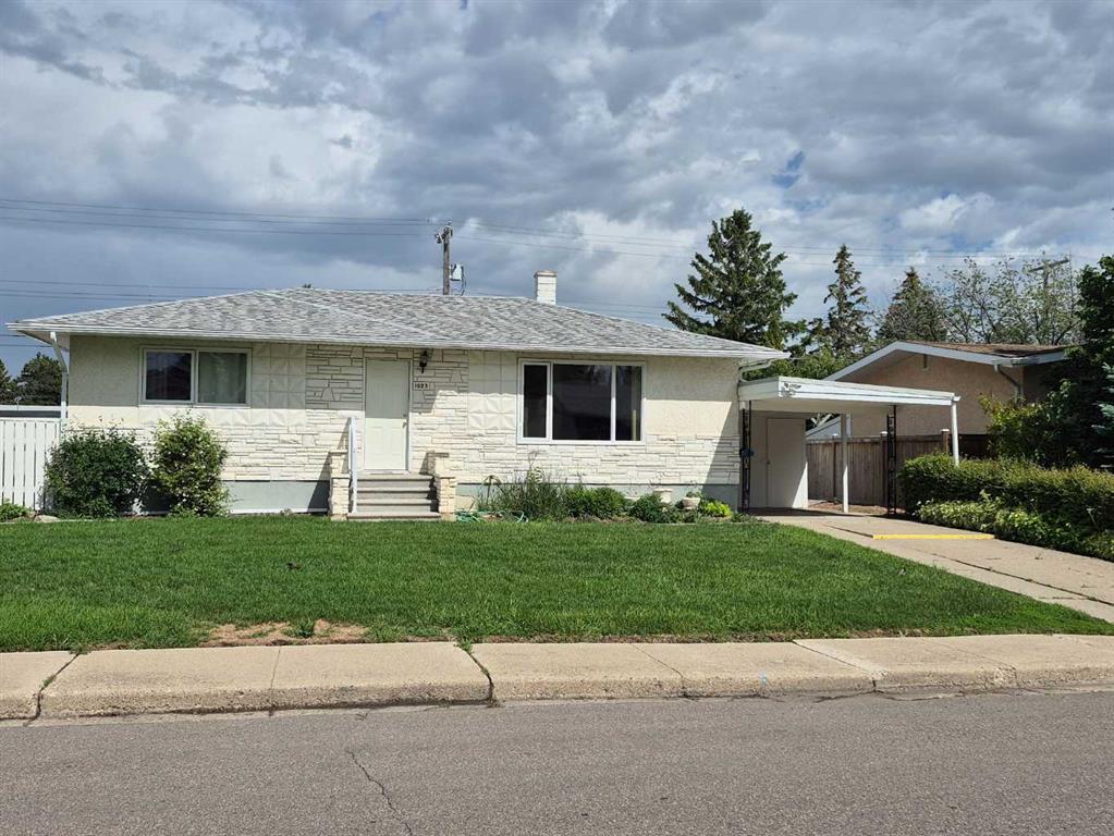 1023 29A Street S, A2322315, Alberta,