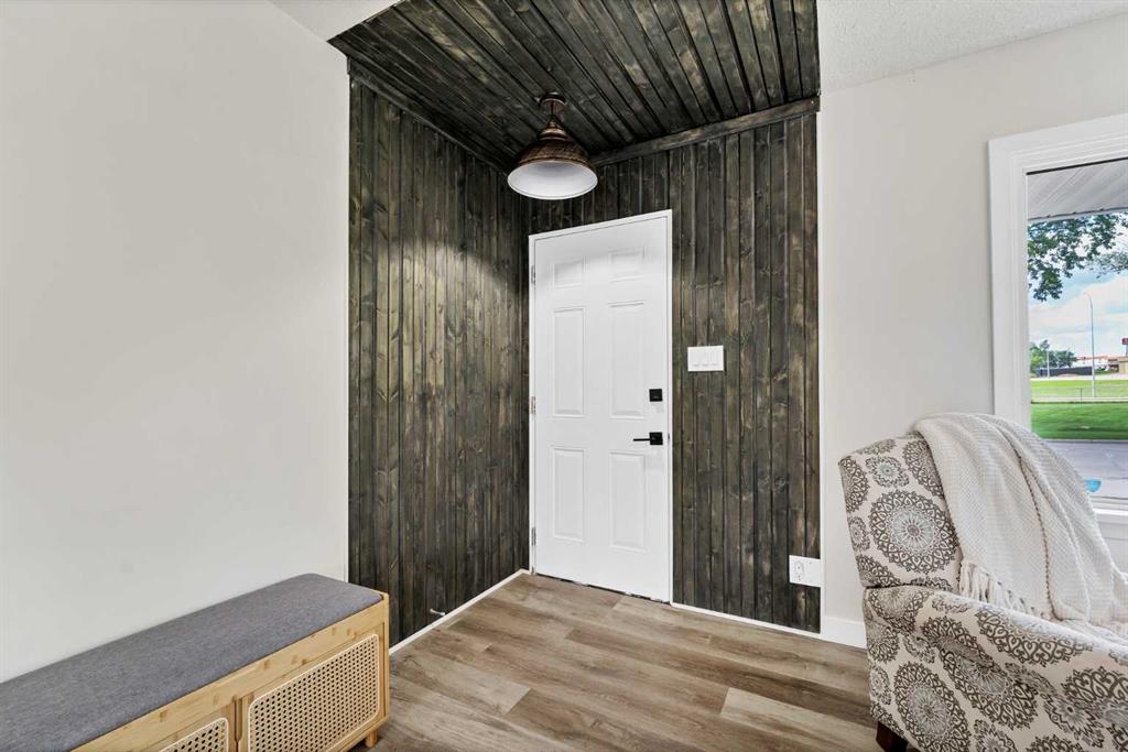Fourth View of 1005 Bullivant Crescent SW, SW Hill, Medicine Hat, Alberta, T1A 5G7