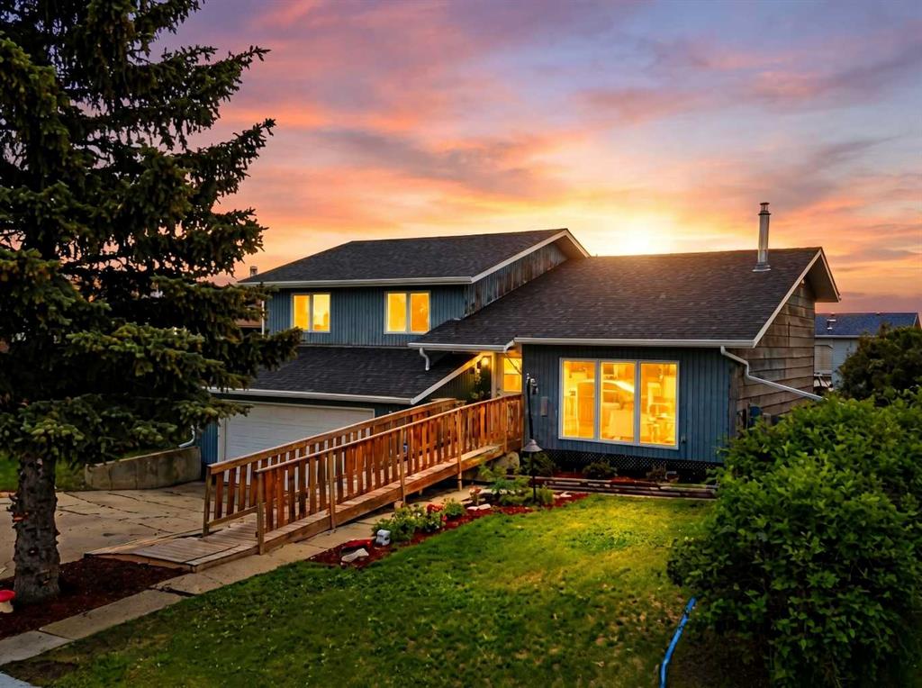 28 Larne Place , A2322354, Alberta,