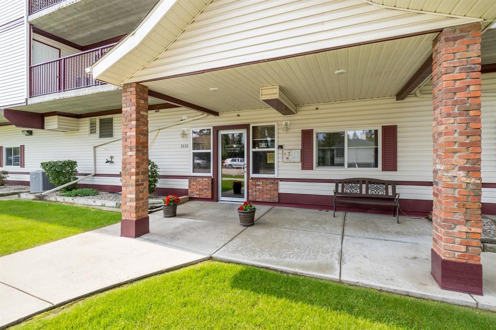 Fifth View of 406, 5133 49 Street , NONE, Olds, Alberta, T4H 0C7