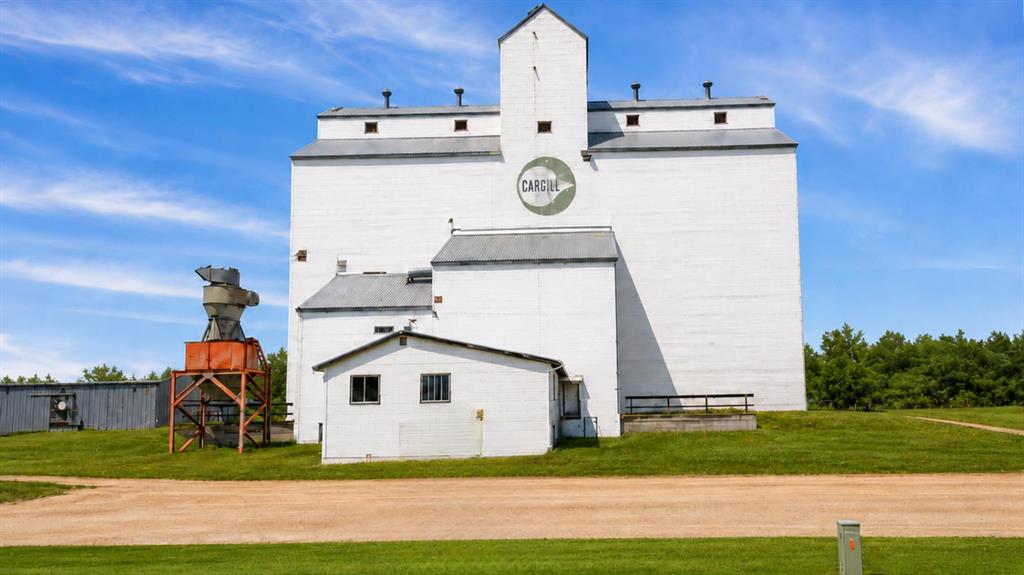 Second View of 204 Railway Avenue N, Marwayne, Marwayne, Alberta, T0B2X0