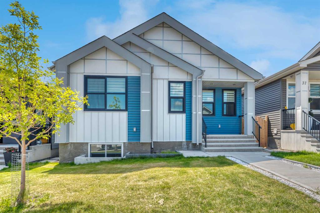 Third View of 33 Lucas Rise NW, Livingston, Calgary, Alberta, T3P 1N3