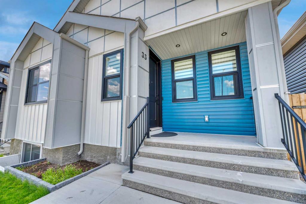 Fourth View of 33 Lucas Rise NW, Livingston, Calgary, Alberta, T3P 1N3