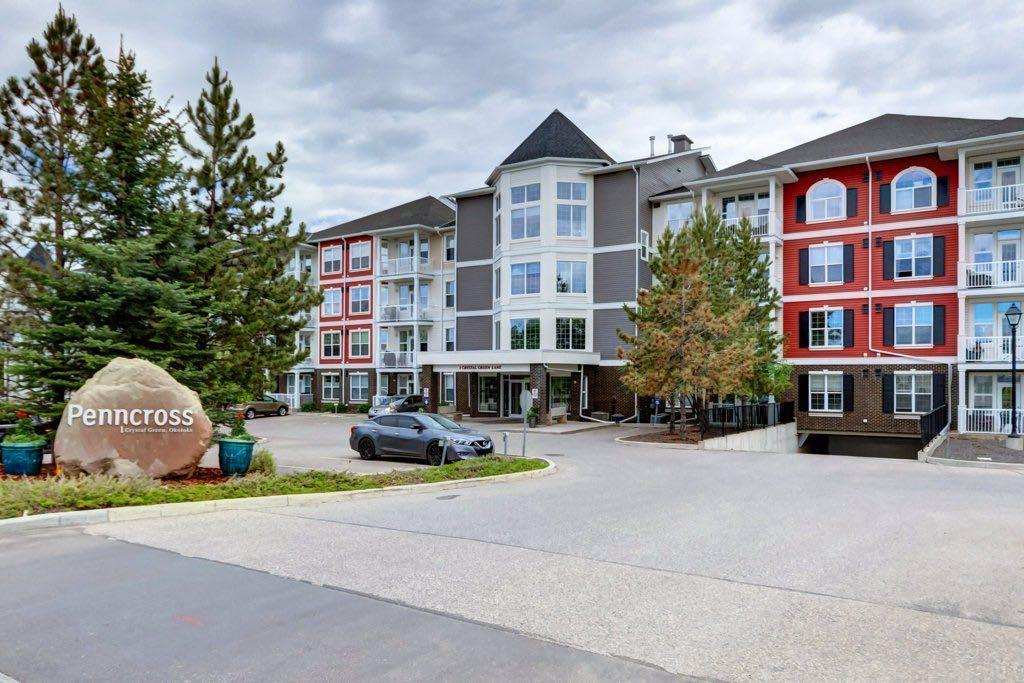 123, 1 Crystal Green  , A2322488, Alberta,
