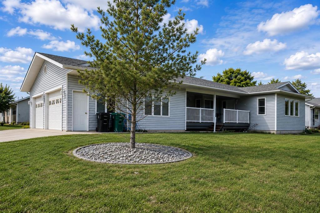 Second View of 1114 6 Avenue W  , N/A, Beaverlodge, Alberta, T0H 0C0
