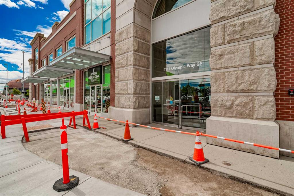 Fourth View of 240, 1111 Olympic Way SE, Beltline, Calgary, Alberta, T2G 0Y5