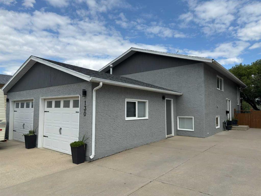 Second View of 130 Chippewa Crescent W, Indian Battle Heights, Lethbridge, Alberta, T1K 5B5