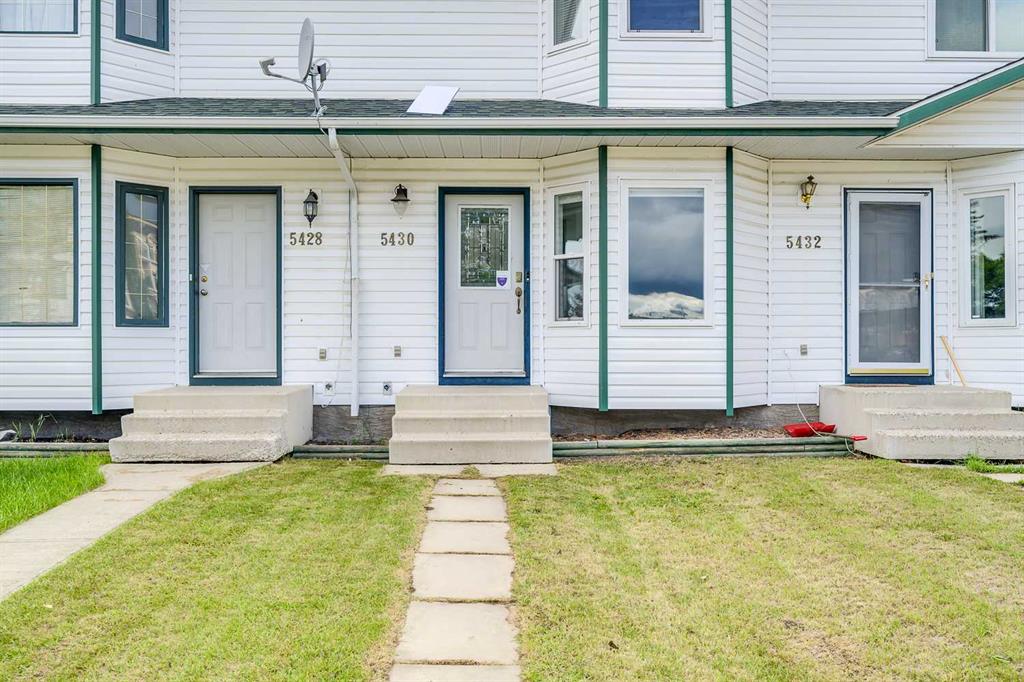 Third View of 5430 45 Street , Downtown Lacombe, Lacombe, Alberta, T4L 1H1