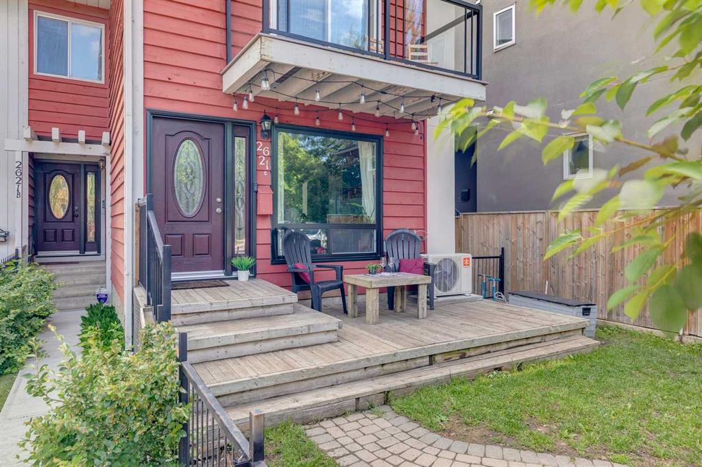 Third View of 2621C 1 Avenue NW, West Hillhurst, Calgary, Alberta, T2N 0C5