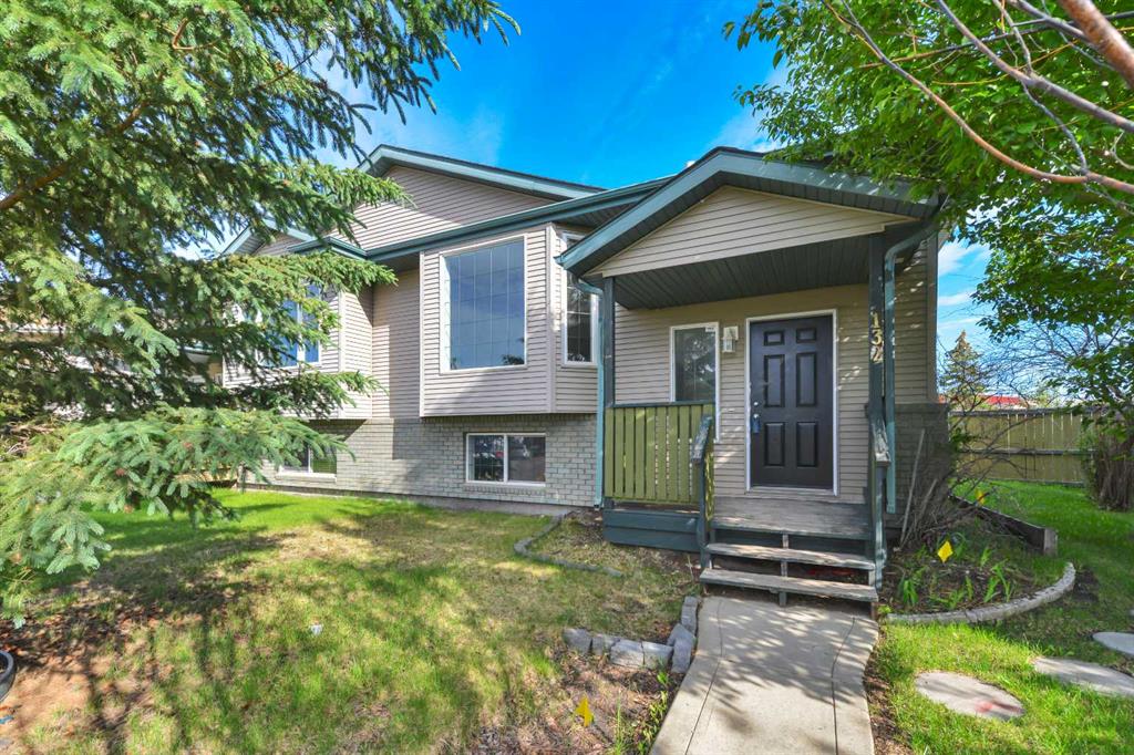 132 Kirkland Close , A2322661, Alberta,