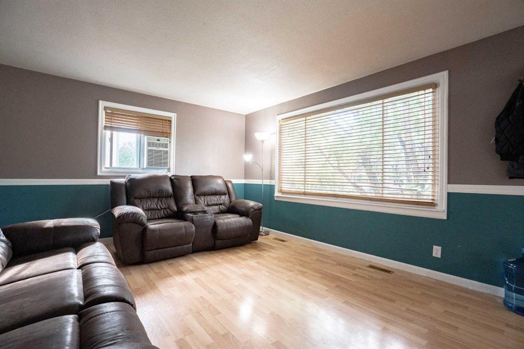 Fifth View of 4811 53 ave  , NONE, Grimshaw, Alberta, T0H1W0
