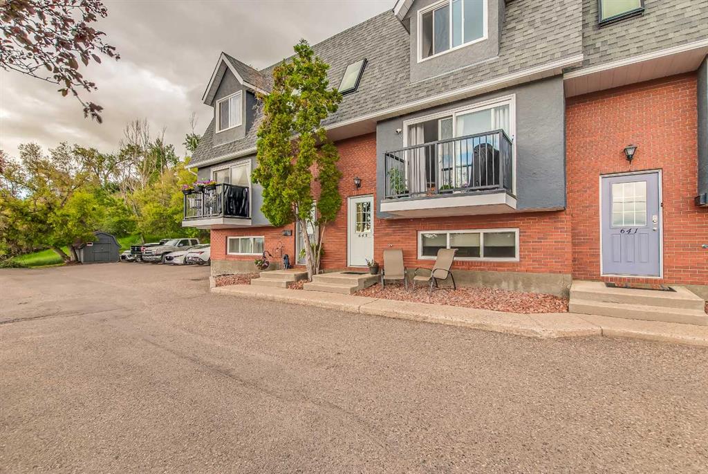 643 5 Street SE, A2322713, Alberta,