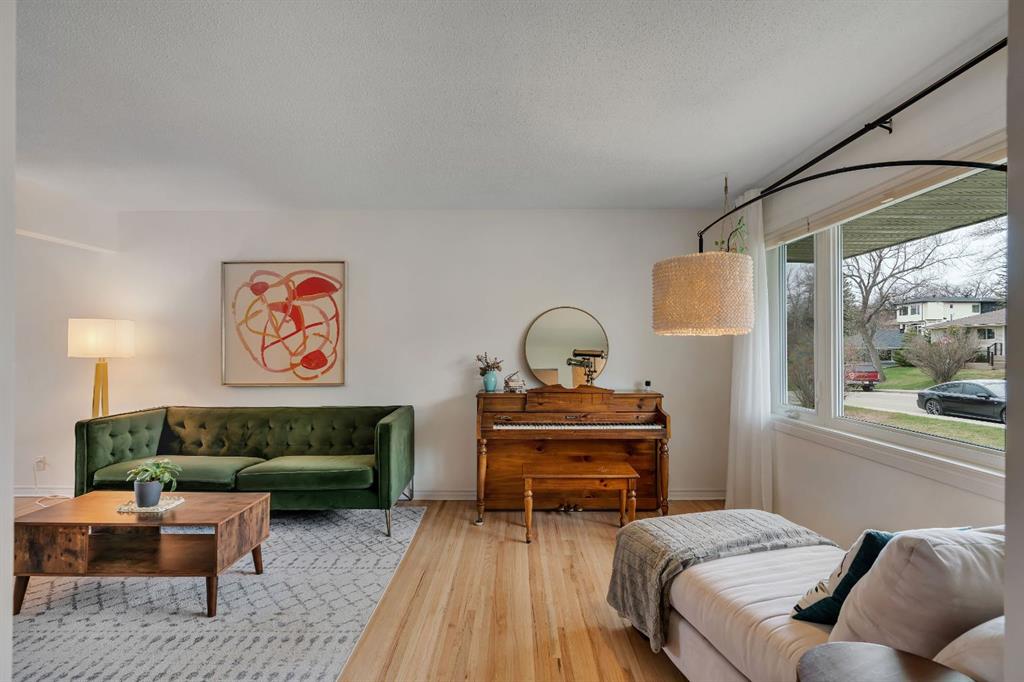 Fourth View of 254 Hendon Drive NW, Highwood, Calgary, Alberta, T2K 1Z5