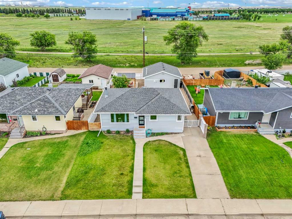 172 14 Street NW, A2322725, Alberta,