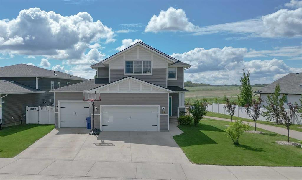 611 Robinson Avenue , A2322730, Alberta,