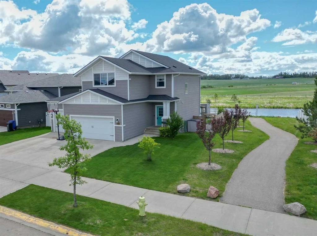 Third View of 611 Robinson Avenue , Palisades, Penhold, Alberta, T0M 1R0