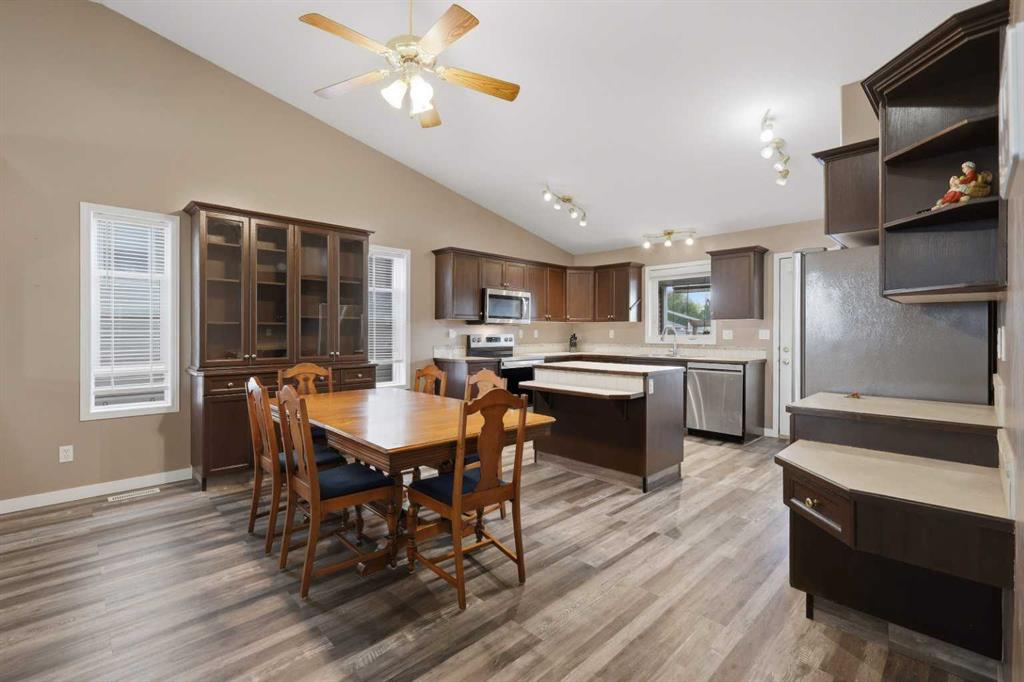 Third View of 142 Robinson  , Park Place, Penhold, Alberta, T0M1R0