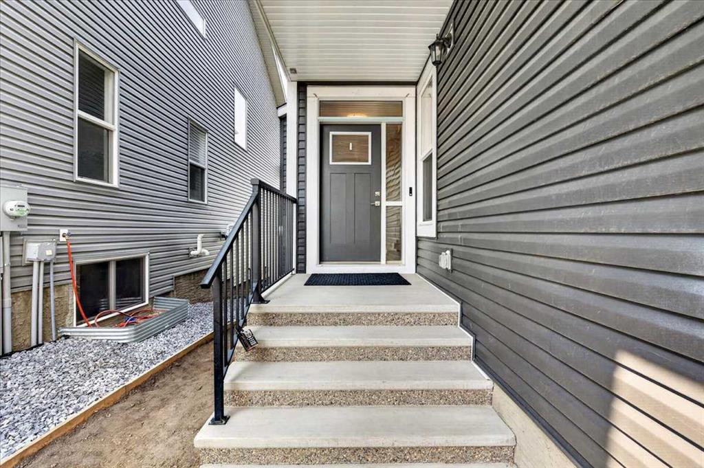 Fourth View of 75 Midgrove Drive SW, Midtown, Airdrie, Alberta, T4B 5K7