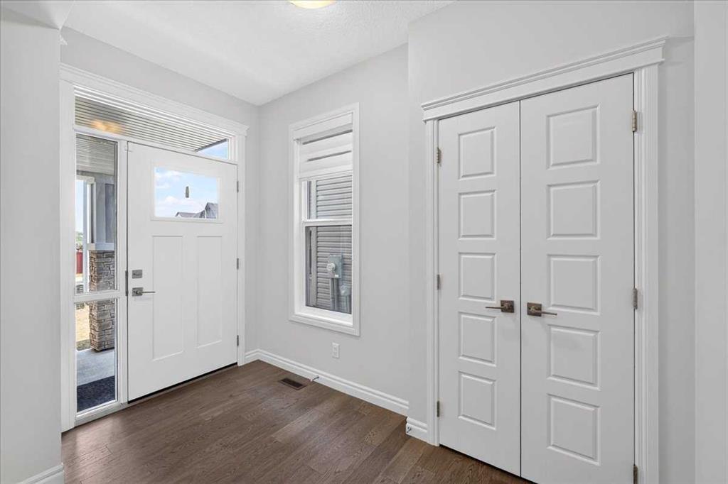 Fifth View of 75 Midgrove Drive SW, Midtown, Airdrie, Alberta, T4B 5K7