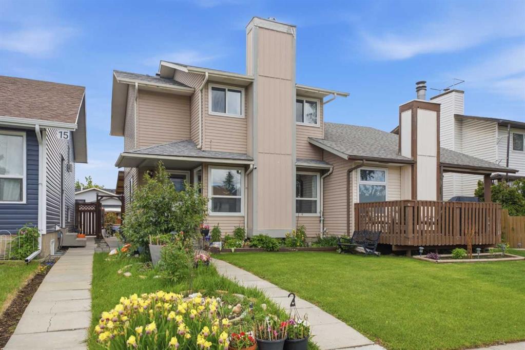 Second View of 17 Abberfield Crescent NE, Abbeydale, Calgary, Alberta, T2A 6P4