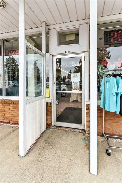 Fifth View of 1765 Dunmore Road SE, Crestwood-Norwood, Medicine Hat, Alberta, T1A 1Z8