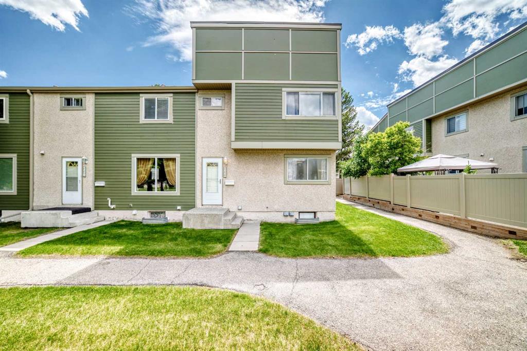 222, 406 Blackthorn Road NE, A2322918, Alberta,
