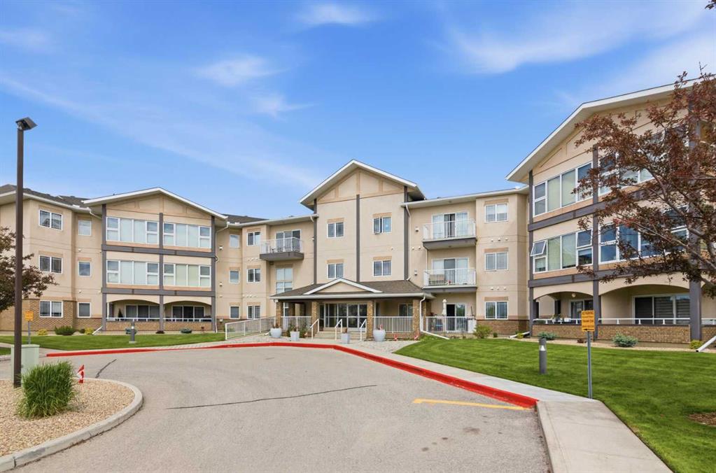 Third View of 203, 43 Westlake Circle , Westmount_Strathmore, Strathmore, Alberta, T1P1T9