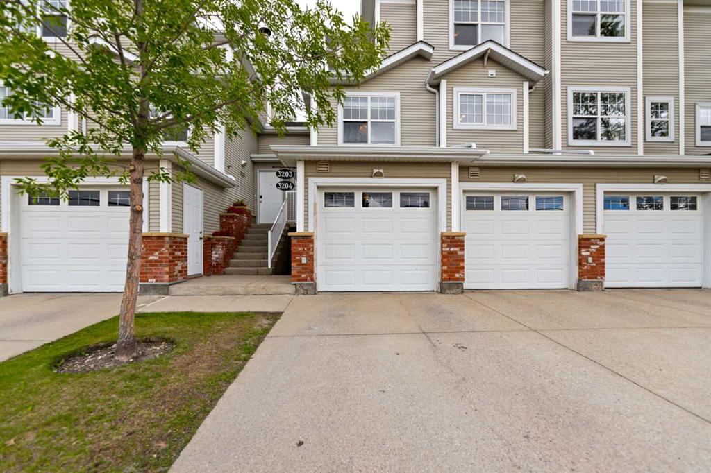 Second View of 3204, 7171 Coach Hill Road SW, Coach Hill, Calgary, Alberta, T3H 3R7