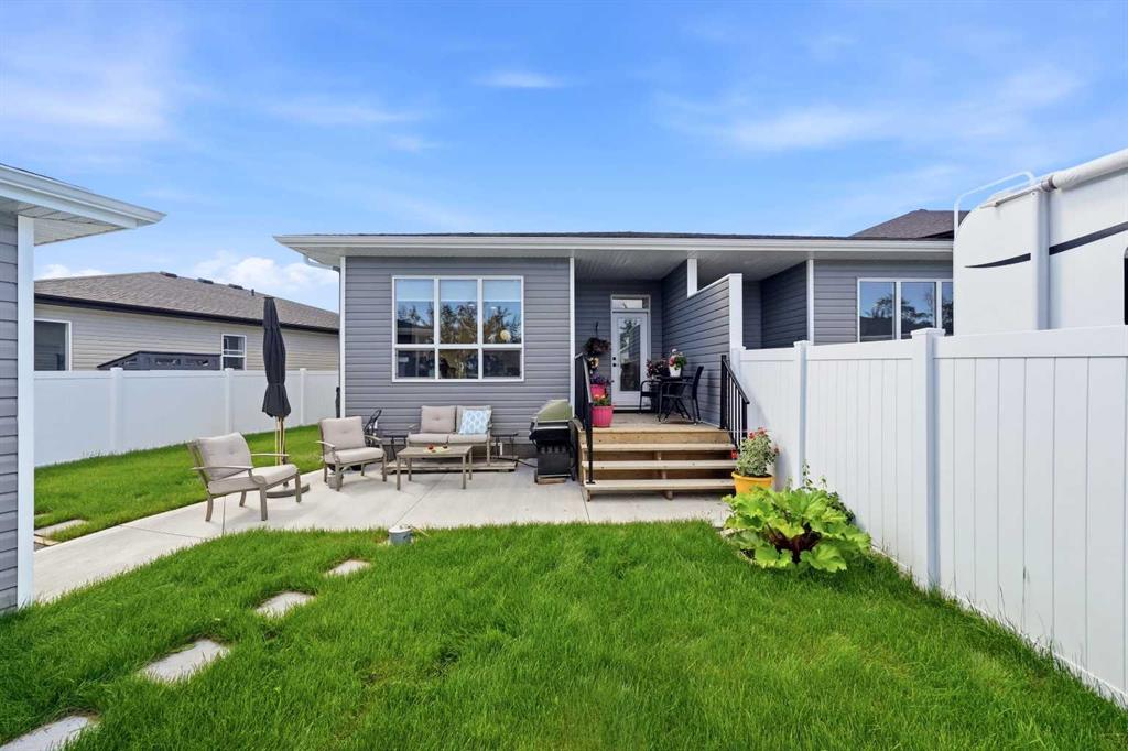 Fifth View of 99 Gray Close , Grayhawk, Sylvan Lake, Alberta, T4S 0W4