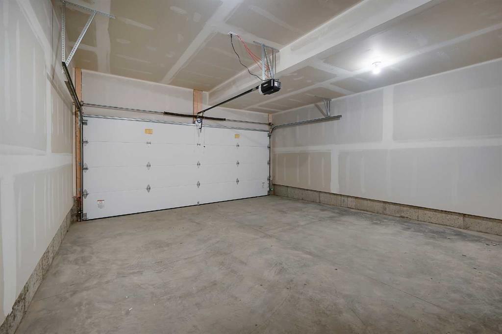 302, 1350 Cornerstone Street NE, A2323002, Alberta,