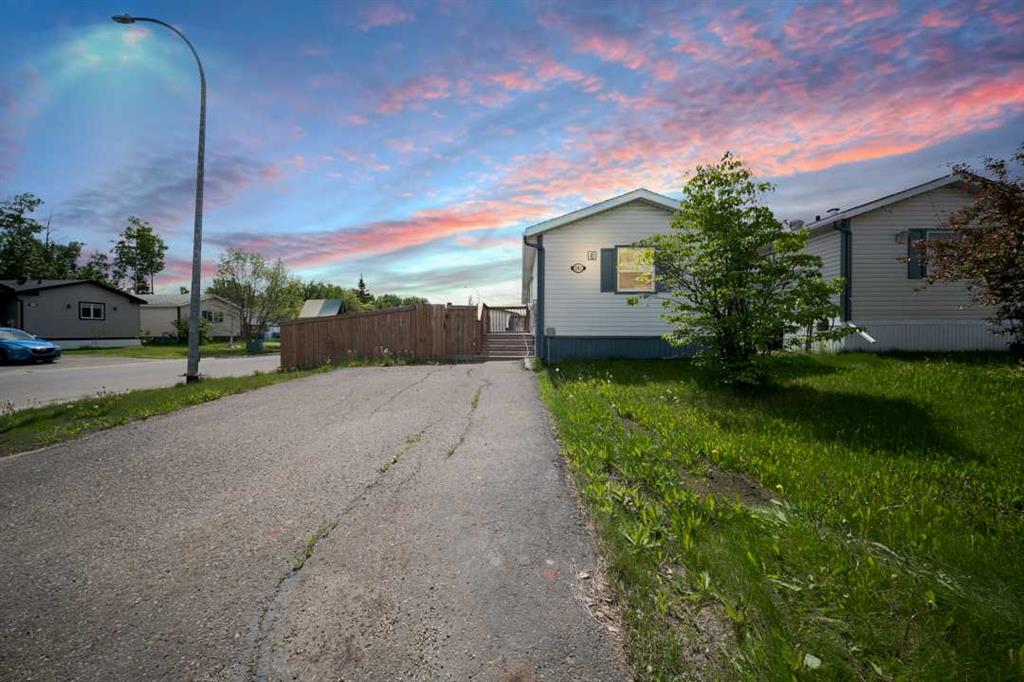 101 Hoehne Street , A2323035, Alberta,