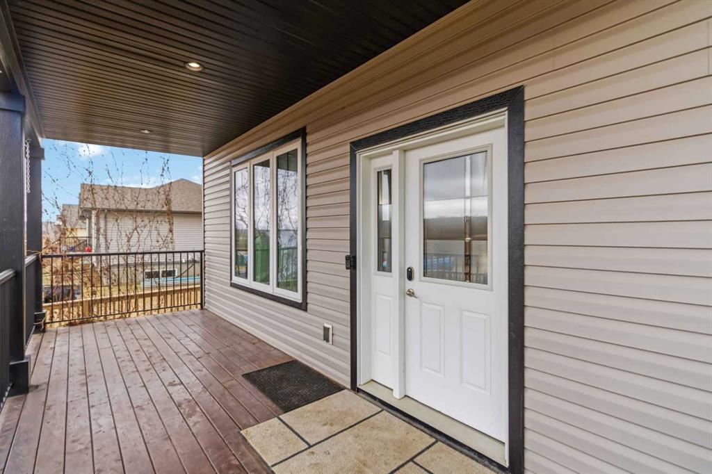 Fifth View of 7423 Railway Avenue , Waterways, Fort McMurray, Alberta, T9H 1B6