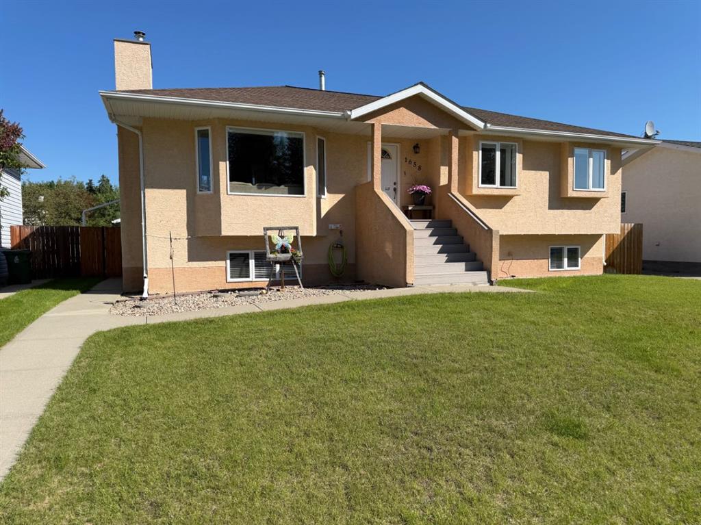 1658 EDSON Drive , A2323089, Alberta,