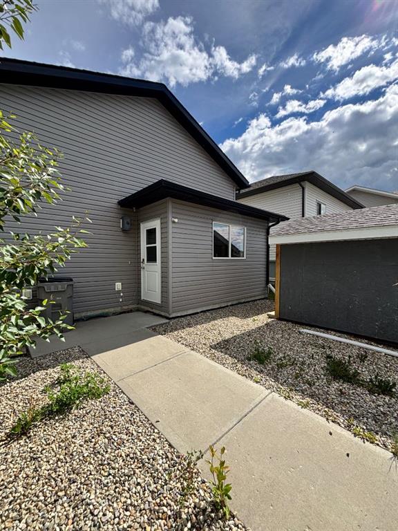 Third View of 11570 76 Avenue , Westpointe, Grande Prairie, Alberta, T8W 0B6