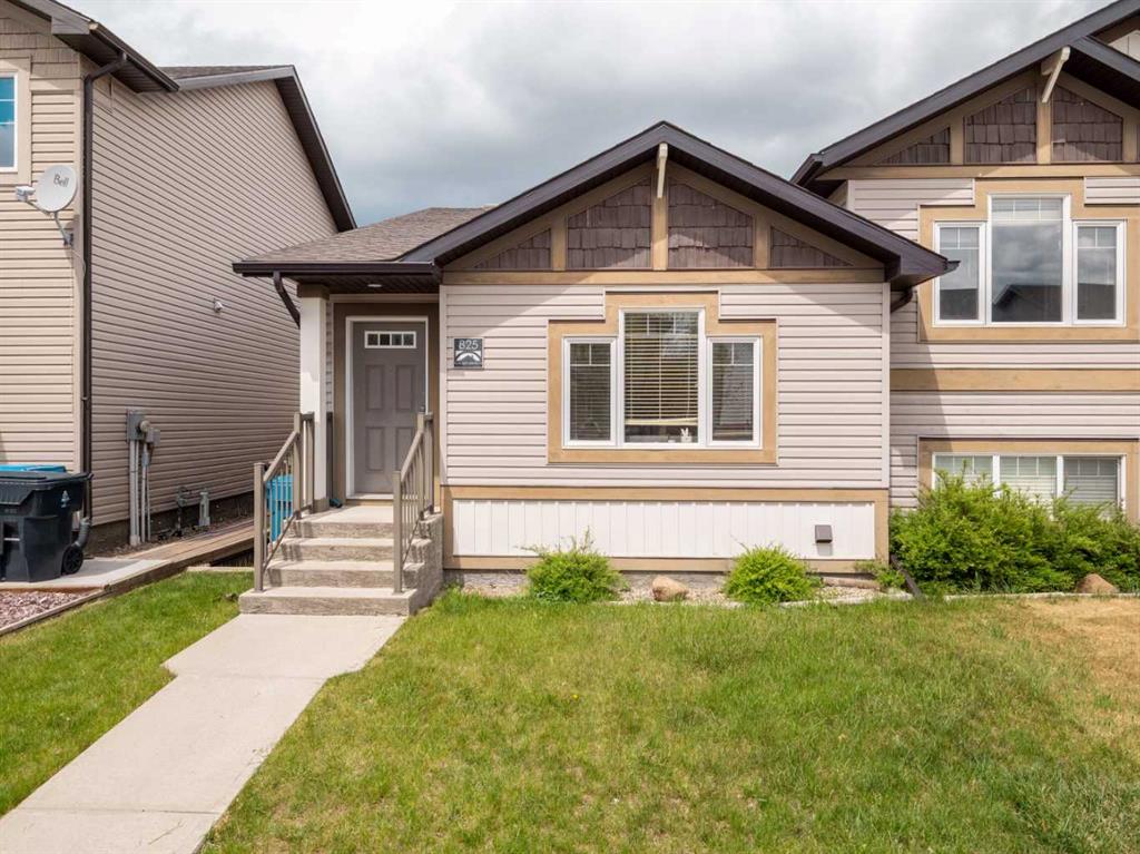 Second View of 825 Silkstone Close W, Copperwood, Lethbridge, Alberta, T1J 5C6
