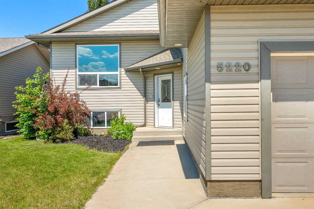 Fifth View of 5220 21 Street , College Park, Lloydminster, Alberta, T9V 3G3