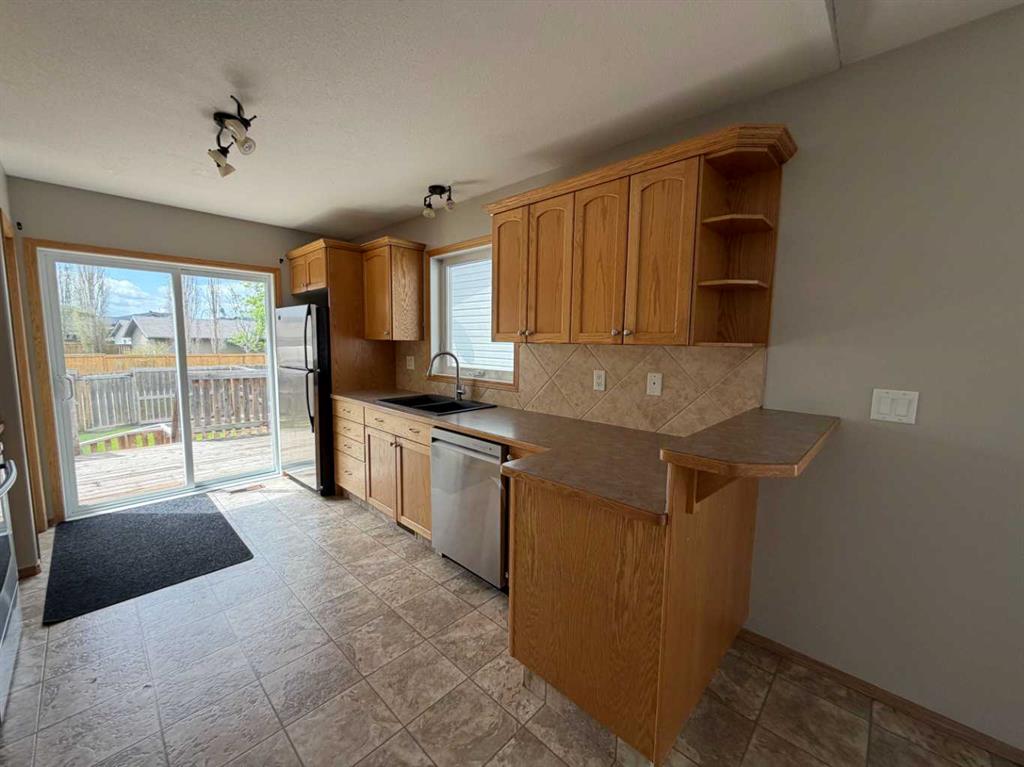 Fourth View of 157 Oswald Close , Oriole Park West, Red Deer, Alberta, T4P 0C1